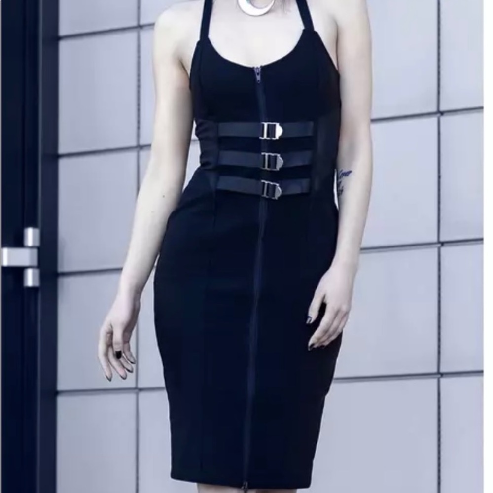 Modulate Midi Dress